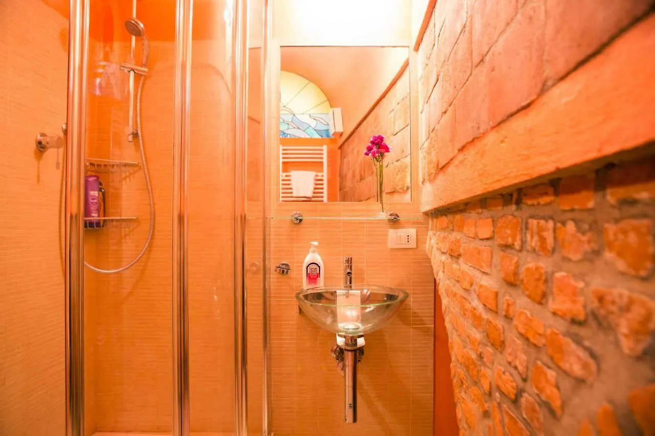Art Apartment Vicolo Del Panico Florence